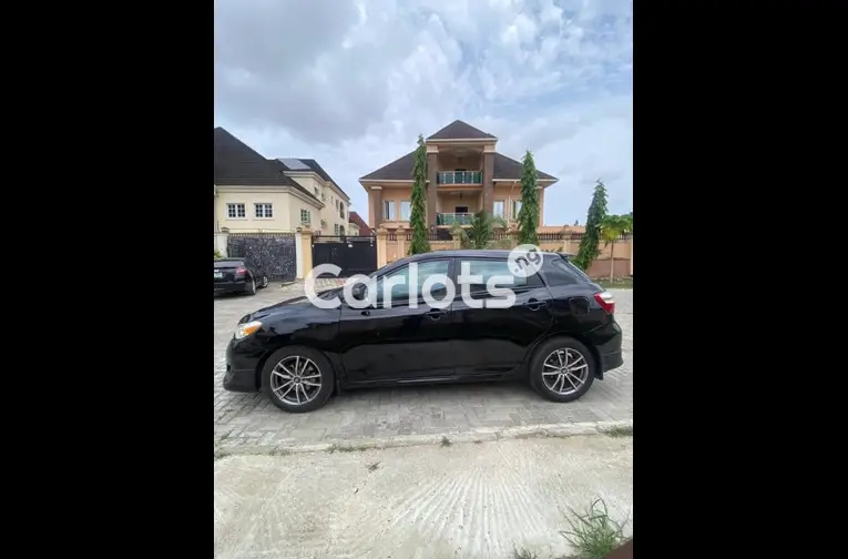 Nigerian Used CLEAN 2009 TOYOTA MATRIX XR for sale in Festac, Lagos - photo 5 of 5