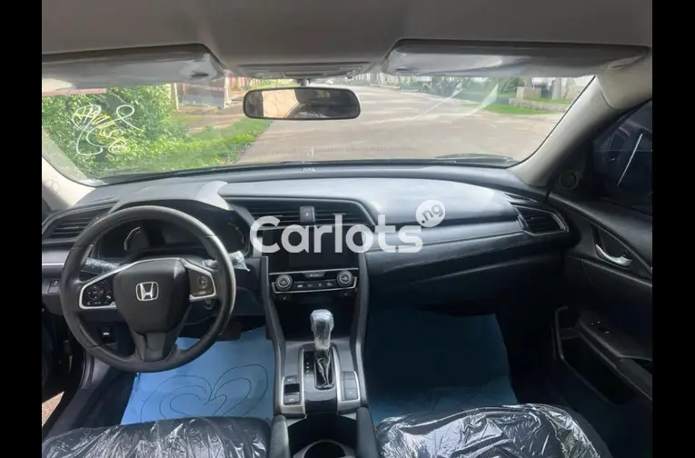 FOREIGN USED 2016 HONDA CIVIC for sale in Kaduna, Kaduna - photo 3 of 5