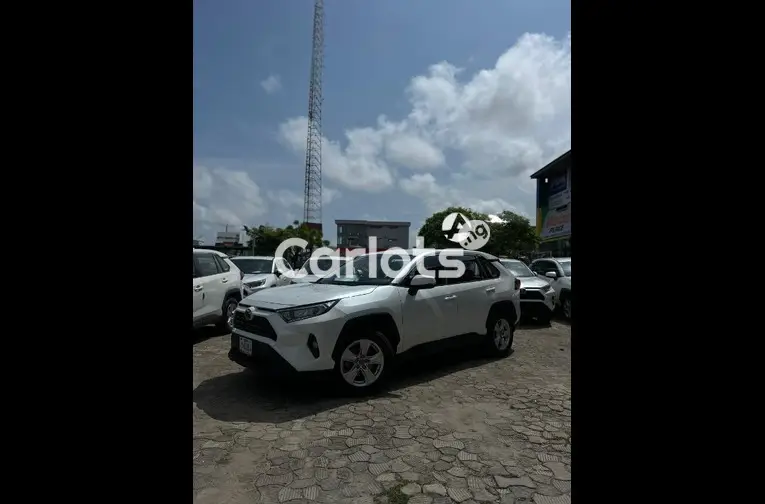 2021 Toyota RAV4 XLE (Asian Spec)