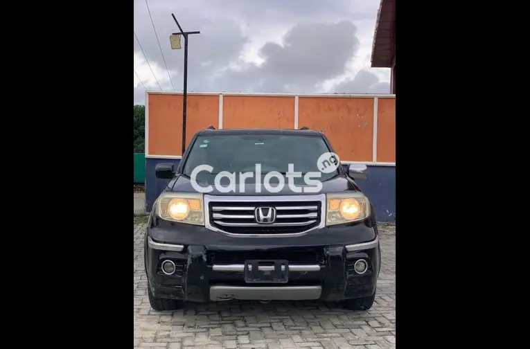 CLEAN FIRST BODY 2013 HONDA PILOT - 1/5