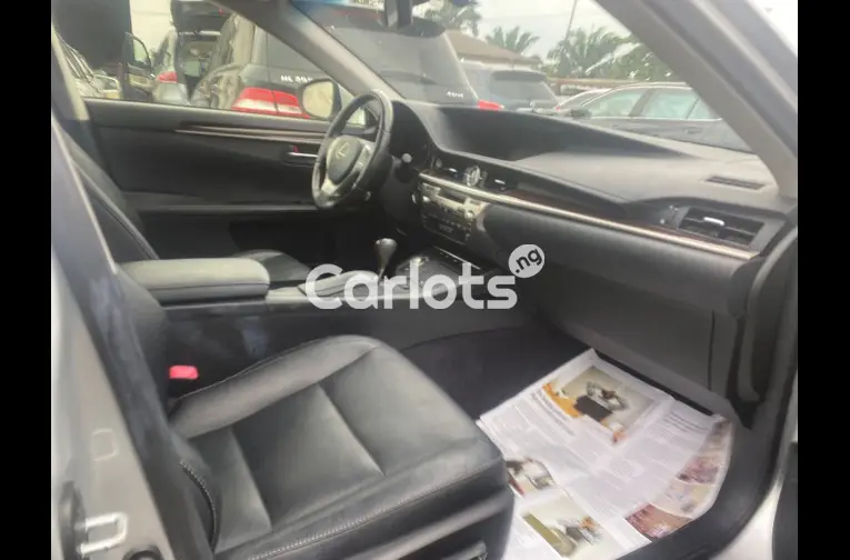 Foreign Used 2014 lexus Es350 - 2/5