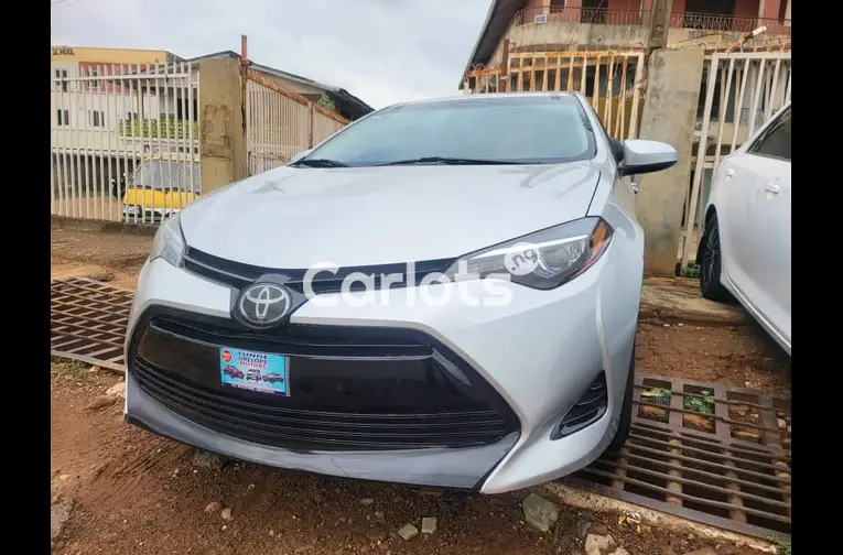 2017/018 Toyota Corolla toks