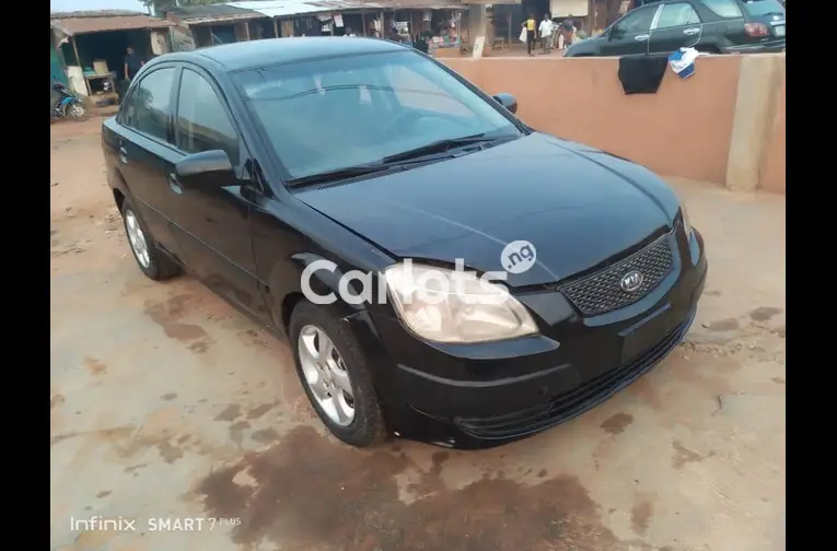Registered 2010 KIA Rio - 1/5