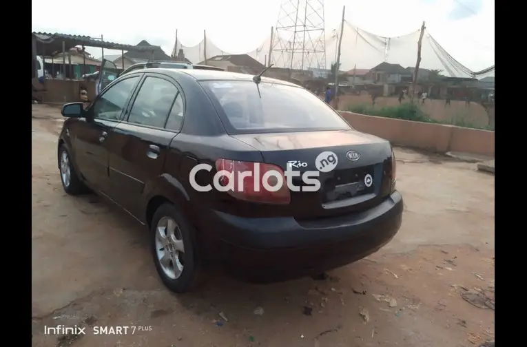 Registered 2010 KIA Rio - 5/5