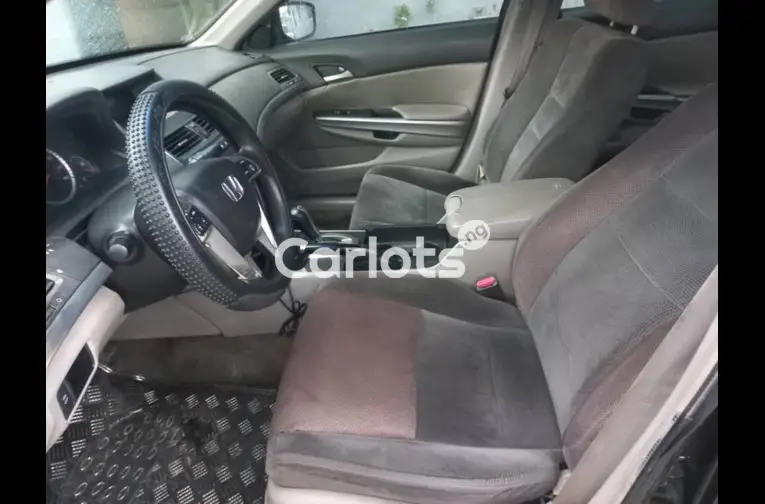 Nigerian Used CLEAN 2008 HONDA ACCORD for sale in Ajah, Lagos - photo 2 of 5