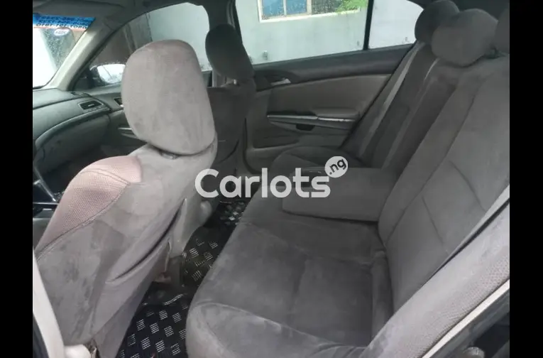 Nigerian Used CLEAN 2008 HONDA ACCORD for sale in Ajah, Lagos - thumbnail 3