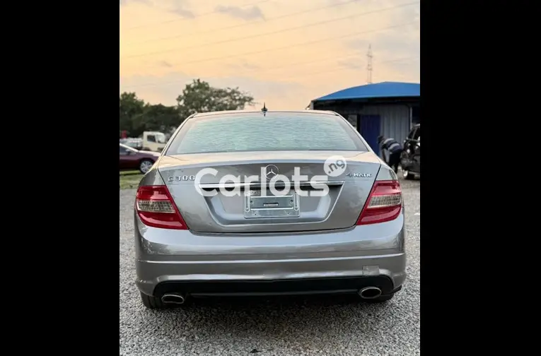2008 MERCEDES BENZ C300 for sale in Abuja, FCT - thumbnail 5