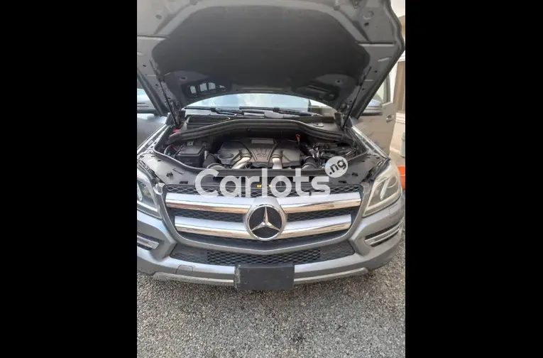 FOREIGN USED 2014 MERCEDES BENZ GL450 for sale in Lagos - photo 4 of 5