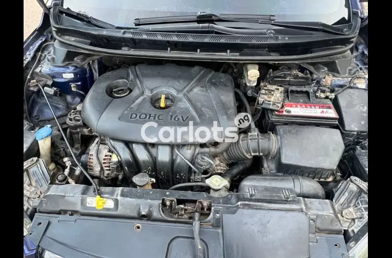 Nigerian Used 2012 HYUNDAI ELANTRA for sale in Kaduna - thumbnail 4