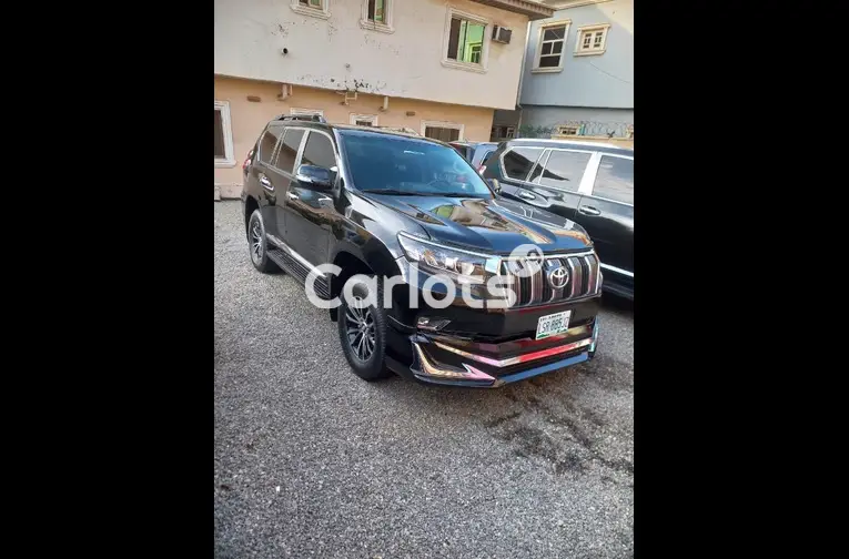 UPGRADED 2022 TOYOTA LANDCRUISER PRADO - 4/5