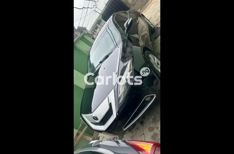 Pre-owned 2012 Acura ZDX - 2/5