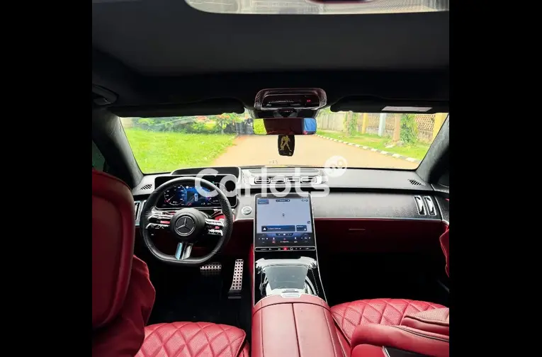 FOREIGN USED 2023 MERCEDES BENZ S580 VIP EDITION for sale in Abuja, FCT - thumbnail 3