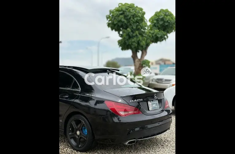Nigerian Used UNREGISTERED 2014 MERCEDES BENZ CLA250 for sale in Abuja, FCT - thumbnail 5