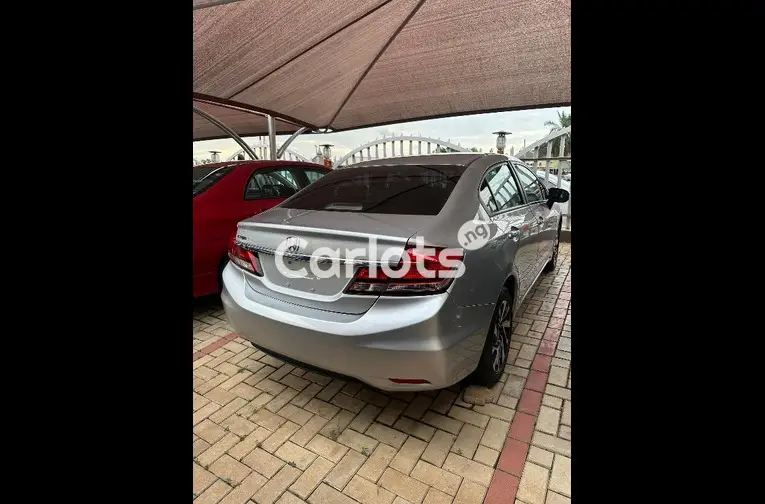 FOREIGN USED 2015 HONDA CIVIC for sale in Kaduna, Kaduna - thumbnail 5