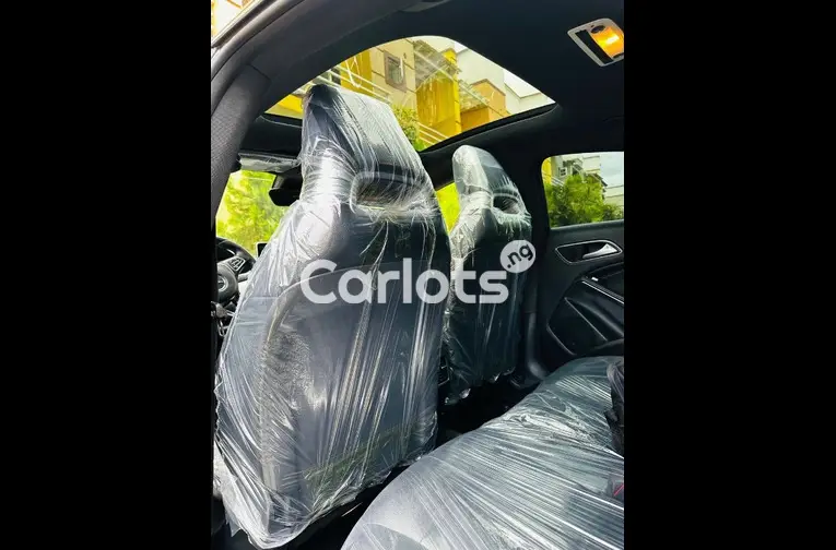 FOREIGN USED 2016 MERCEDES BENZ CLA250 for sale in Abuja, FCT - thumbnail 3