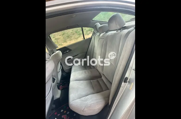 Nigerian Used 2016 UPGRADED KEYLESS HONDA ACCORD for sale in Abuja, FCT - photo 4 of 5