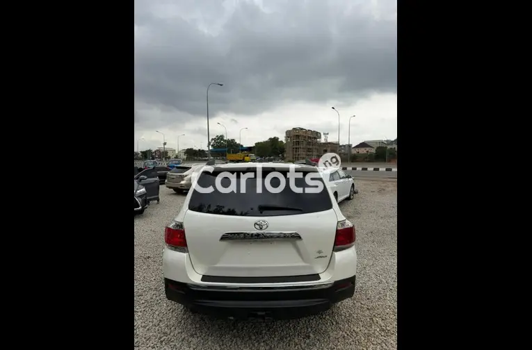 Foreign used 2013 Toyota Highlander for sale in Abuja, FCT - thumbnail 5