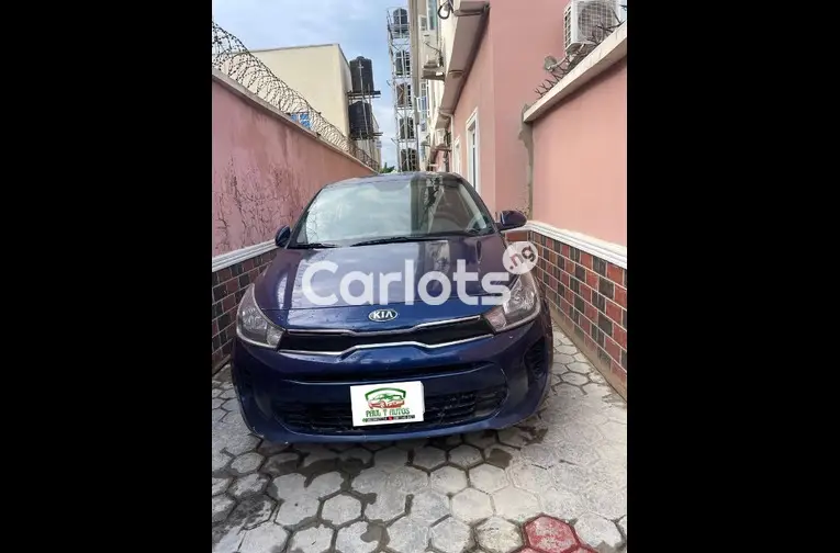 CLEAN 2018 KIA RIO for sale in Amuwo Odofin, Lagos - thumbnail 1
