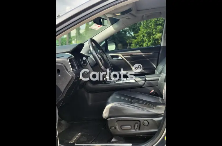 Foreign Used full option 2016 Lexus Rx350 for sale in Abuja, FCT - photo 2 of 5