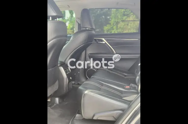 Foreign Used full option 2016 Lexus Rx350 - 4/5