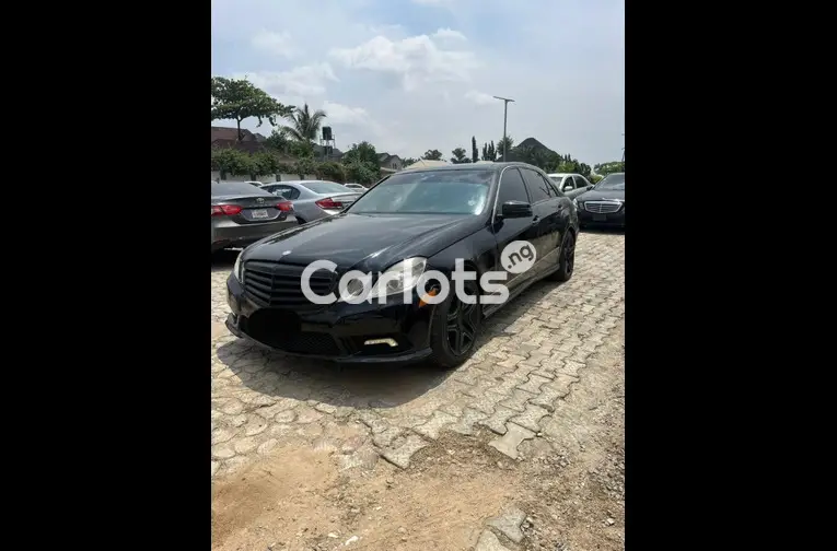 2010 MERCEDES BENZ E350