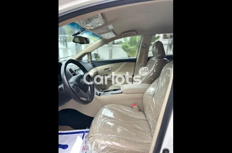 FOREIGN USED KEYLESS 2015 TOYOTA VENZA for sale in Abuja, FCT - thumbnail 3