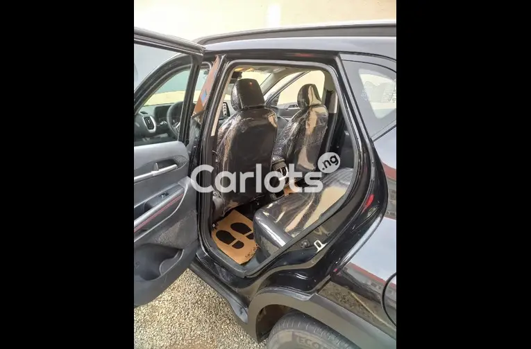 BOUGHT BRAND NEW 2021 KIA SONET FULL OPTION for sale in Lagos - photo 3 of 5