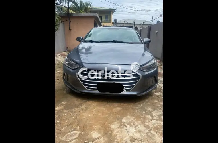 Nigerian Used 2017 KEYLESS HYUNDAI ELANTRA for sale in Asaba, Delta - photo 1 of 5