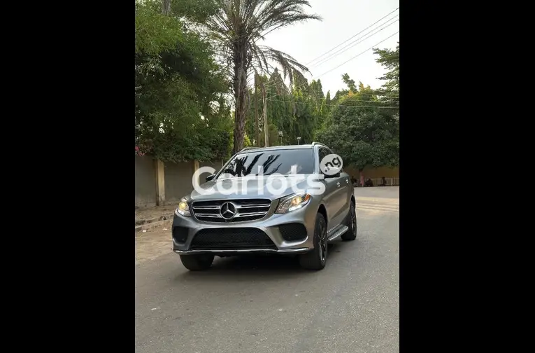 DISTRESS SALE 2017 UPGRADED MERCEDES BENZ GLE350 for sale in Kaduna, Kaduna - thumbnail 2