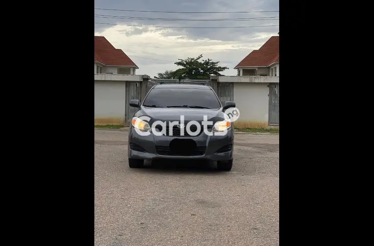 2010 TOYOTA MATRIX XR for sale in Kaduna, Kaduna - photo 2 of 5