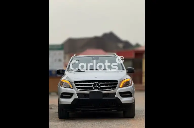 Foreign Used TOKS STANDARD 2013 MERCEDES BENZ ML350 FULL OPTION for sale in Abuja, FCT