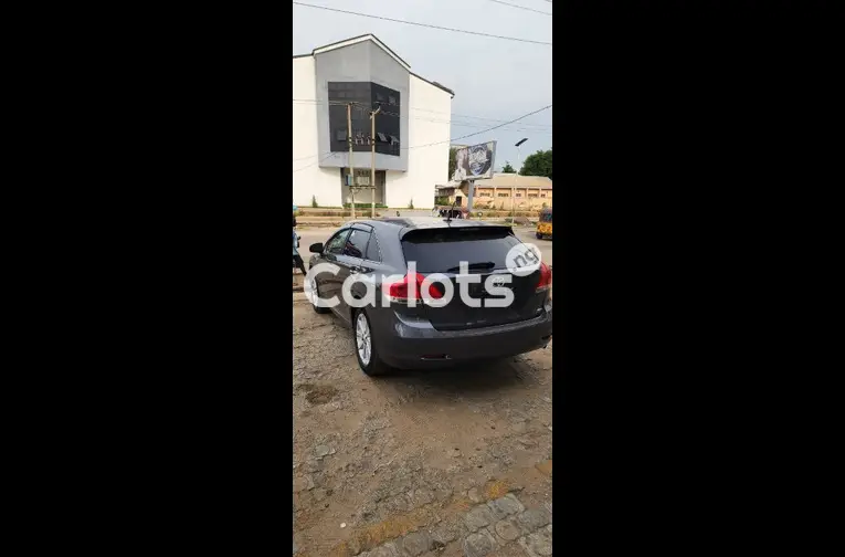 Used Toyota Venza 2011