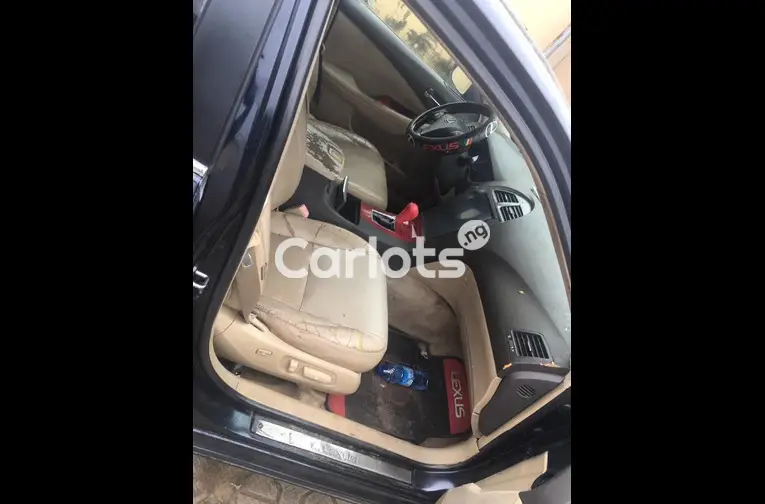 Registered 2009 Lexus ES350 - 2/5
