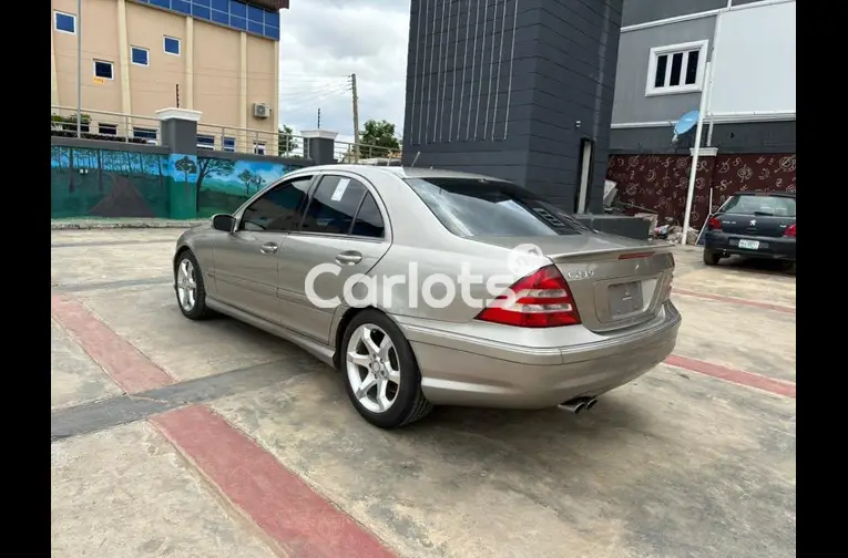Nigerian Used 2007 MERCEDES BENZ C230 for sale in Kaduna - photo 5 of 5