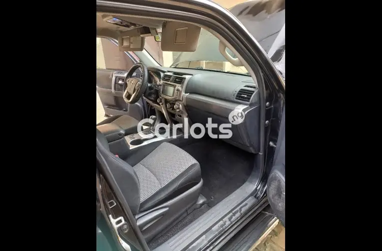 FEW MONTHS USED 2014 TOYOTA 4RUNNER for sale in Lagos - thumbnail 2