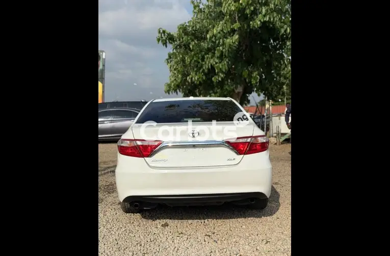 FOREIGN USED 2016 TOYOTA CAMRY XLE for sale in Abuja, FCT - photo 5 of 5