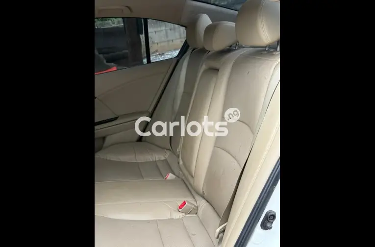 2016 KEYLESS HONDA ACCORD SPORT for sale in Abuja, FCT - thumbnail 4
