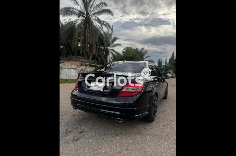 2009 MERCEDES BENZ C350 FOR SALE for sale in Kaduna, Kaduna - photo 5 of 5