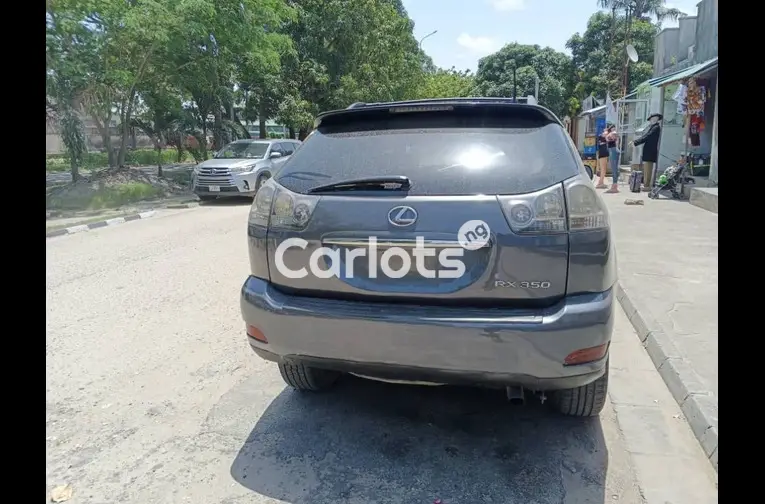 Nigerian Used CLEAN 2007 LEXUS RX350 for sale in Amuwo Odofin, Lagos - thumbnail 5