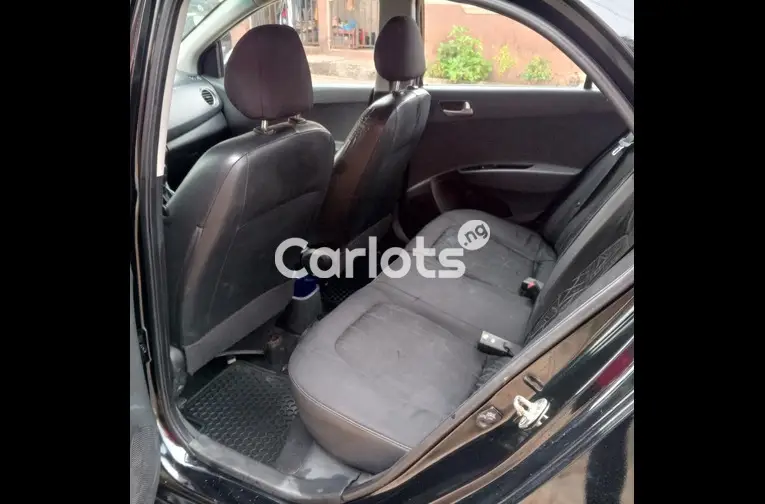 CLEAN 2014 HYUNDAI GRAND I10 for sale in Iyana Ipaja, Lagos - photo 3 of 5