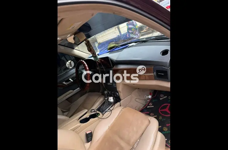 2010 MERCEDEZ BENZ GLK350 - 3/4