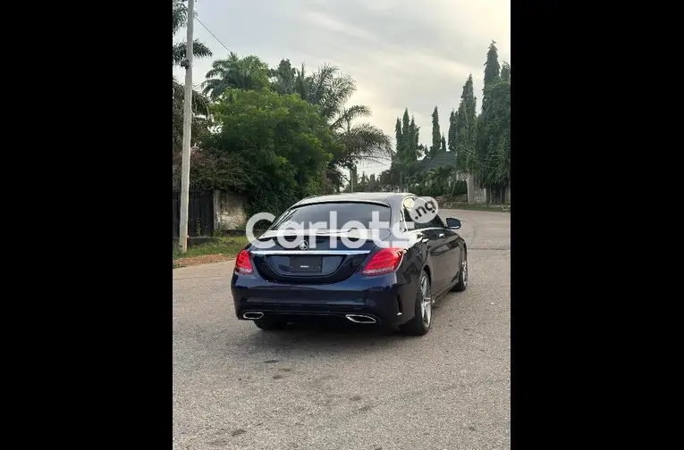 FOREIGN USED 2015 MERCEDES BENZ C300 FULL OPTION for sale in Kaduna, Kaduna - thumbnail 4