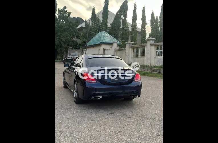 FOREIGN USED 2015 MERCEDES BENZ C300 FULL OPTION for sale in Kaduna, Kaduna - thumbnail 5