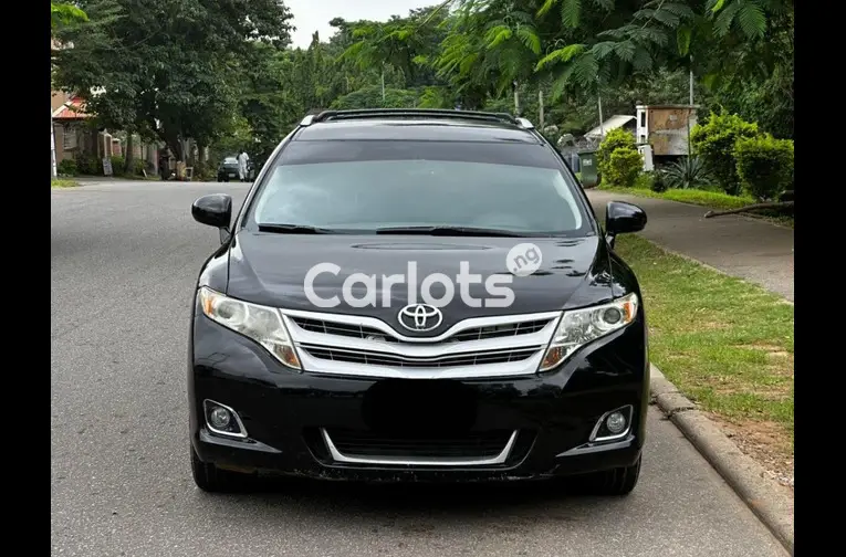 Nigerian Used 2012 TOYOTA VENZA FOUR CYLINDERS for sale in Abuja, FCT