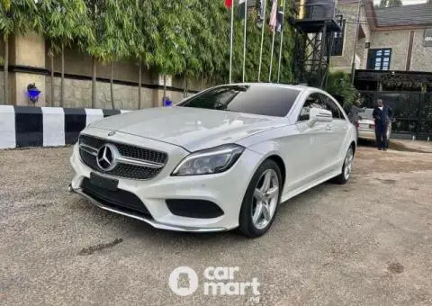 Super clean 2017 Mercedes Benz CLS400 - 1/5