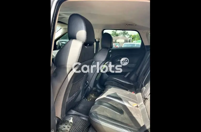 2013 RANGE ROVER EVOGUE for sale in Abuja, FCT - photo 3 of 4