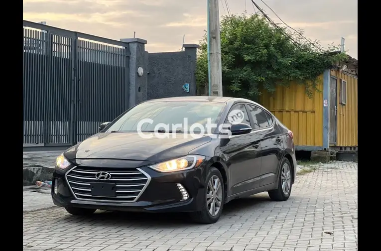 FOREIGN USED 2018 HYUNDAI ELANTRA for sale in Lekki