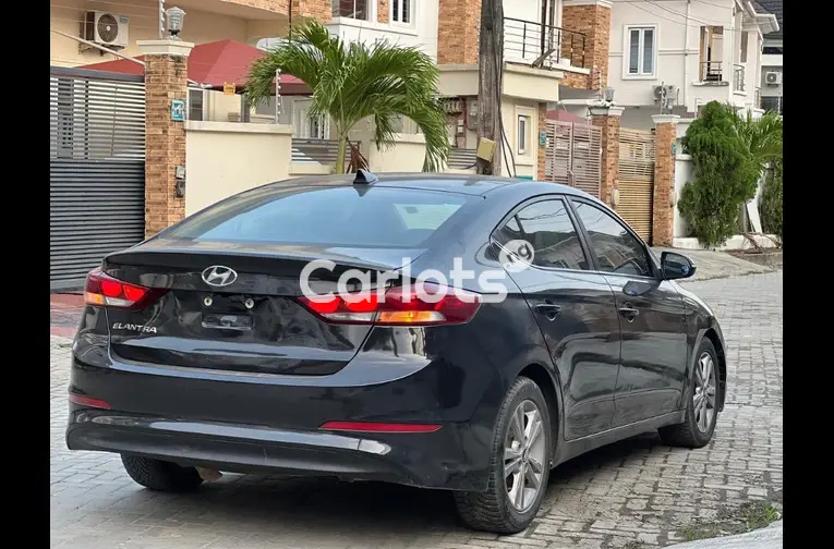 FOREIGN USED 2018 HYUNDAI ELANTRA for sale in Lekki, Lagos - photo 5 of 5