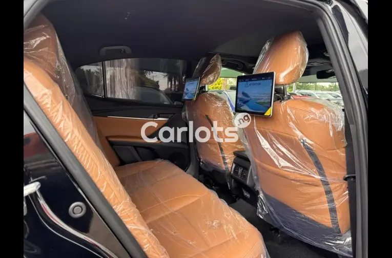 BRAND NEW 2025 TOYOTA CAMRY LE for sale in Abuja, FCT - photo 4 of 5