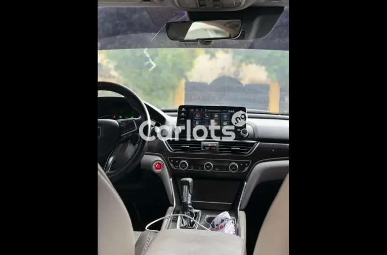 2018 HONDA ACCORD - 3